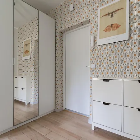 Glow Апартаменты *